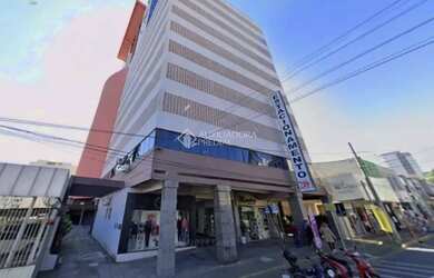 Imagem: O depósito possui 1 Vaga na garagem, 13m² de Área e está