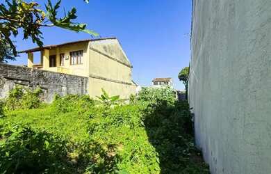 Imagem: O terreno possui 400m² de Área, Imóvel novo e está localizado