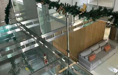 Imagem 7: Imóvel para aluguel e venda tem 961 metros quadrados com 4 quartos