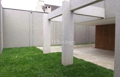 Imagem 11: SOBRADO TRIPLEX COM QUINTAL E JARDIM PRIVATIVO