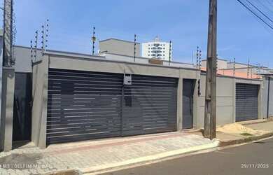 Imagem: A kitnet possui 1 Dormitório, 1 Banheiro, 1 Vaga na garagem