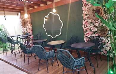 Imagem: O depósito possui 100m² de Área e está localizado em Centro