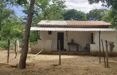 Imagem 10: VENDO RANCHO DE LAZER, NA BEIRA DO RIO URUCUIA