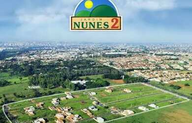 Imagem: A casa e possui 2 Banheiros, 2 Vagas na garagem está localizado