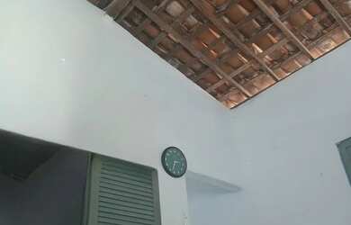 Imagem: A casa possui 2 Dormitórios, 2 Banheiros e está localizado