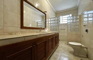 Imagem 13: Casa à venda, 05 dormitórios, suíte, terraço, salão de festas, bairro Camobi