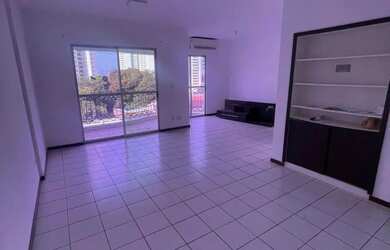 Imagem: O apartamento possui 3 Dormitórios, 2 Banheiros, 2 Vagas na
