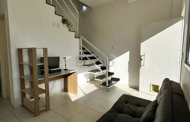 Imagem: A casa em condomínio possui 2 Dormitórios, 3 Banheiros, 2