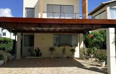 Imagem: A casa em condomínio possui 4 Dormitórios, 4 Banheiros, 2