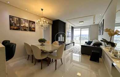 Imagem: O apartamento possui 3 Dormitórios, 2 Banheiros, 2 Vagas na