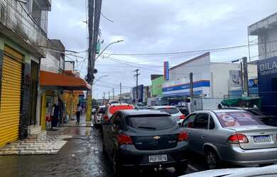 Imagem 2: Alugo ponto comercial em Cajazeiras X com mezanino - Novo