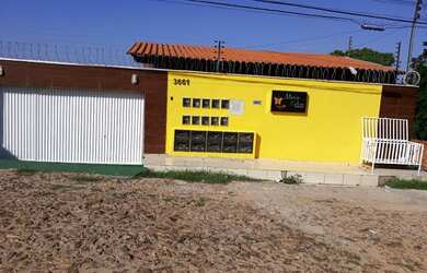 Imagem: A casa em condomínio possui 1 Dormitório, 1 Banheiro, 1 Vaga