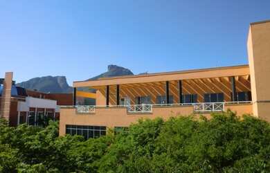 Imagem: O depósito possui 1 Vaga na garagem e 42m² de Área e está