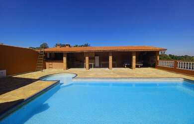 Imagem: A fazenda possui 1.250m² de Área e está localizado em Mairinque