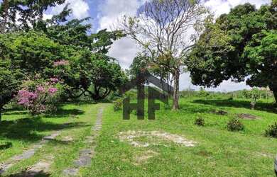 Imagem: O terreno possui 36.600m² de Área e está localizado em Moreno