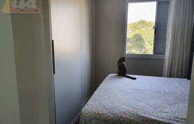 Imagem: O apartamento possui 3 Dormitórios, 1 Banheiro, 1 Vaga na garagem