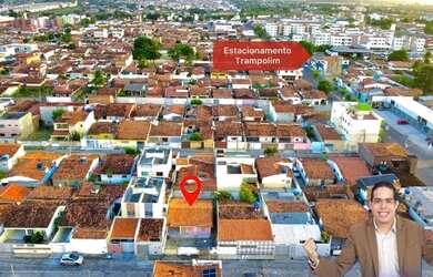 Imagem: A casa possui 3 Dormitórios, 1 Banheiro, 3 Vagas na garagem