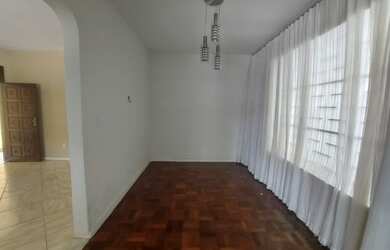 Imagem 3: Casa no Bairro Ponto Novo