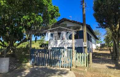 Imagem: A casa possui 3 Dormitórios, 1 Banheiro, 95m² de Área e