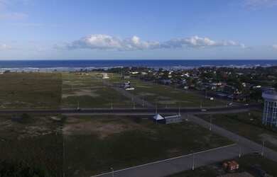 Imagem 6: Lote/Terreno para venda tem 360 metros quadrados em Praia Bom Jesus -...