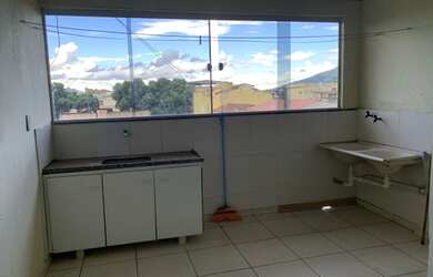 Imagem: A kitnet possui 2 Dormitórios e 1 Banheiro e está localizado