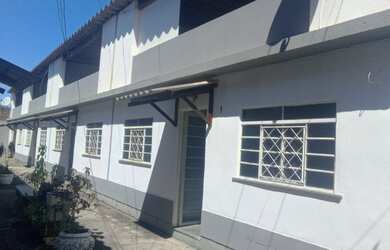 Imagem: A casa possui 1 Dormitório, 1 Banheiro, 50m² de Área e está