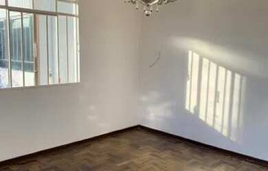 Imagem: Alugo Casa ampla