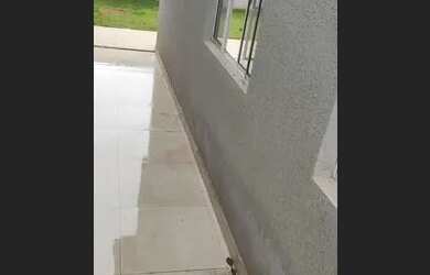 Imagem: A casa possui 3 Dormitórios, 2 Banheiros e 170m² de Área