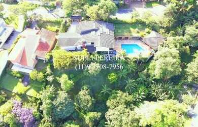 Imagem: A casa em condomínio possui 5 Dormitórios, 5 Banheiros, 5