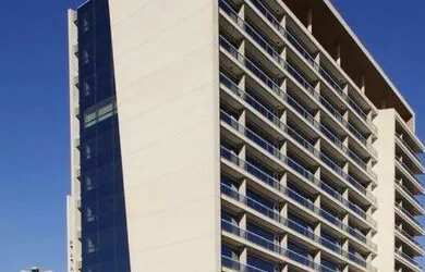 Imagem: O depósito possui 5 Vagas na garagem, 630m² de Área e está