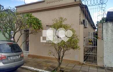 Imagem: A casa possui 3 Dormitórios, 2 Banheiros, 100m² de Área e