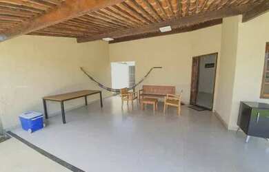 Imagem: A casa possui 3 Dormitórios, 1 Banheiro e 85m² de Área e