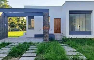 Imagem: A casa em condomínio possui 3 Dormitórios, 3 Banheiros, 1