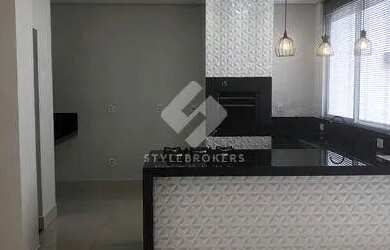 Imagem: A casa em condomínio possui 3 Dormitórios, 2 Banheiros, 2