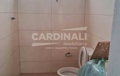 Imagem 8: Salão comercial novo, com pé direito alto, porta eletrônica