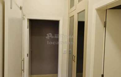 Imagem 7: Casa a venda. Piscina, Guarda roupa, 250m² de Áreae4 Vagas na garagem