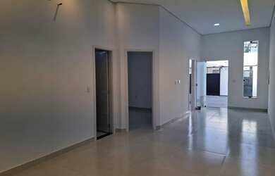 Imagem 6: VENDO LINDA CASA NO PARQUE DEZ 03QRTS. PRONTA PRA MORAR