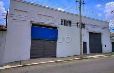 Imagem: O depósito possui 618m² de Área e está localizado em Cidade