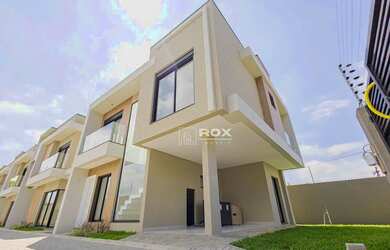 Imagem: A casa em condomínio possui 3 Dormitórios, 4 Banheiros, 2