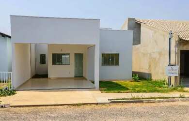 Imagem: A casa em condomínio possui 3 Dormitórios, 2 Banheiros, 2