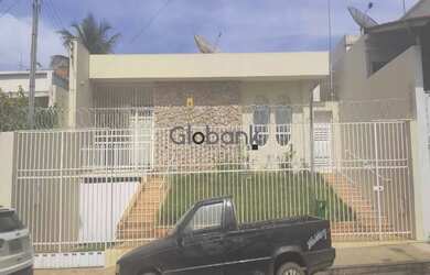 Imagem 2: Casa em Montes Claros, no bairro São José, à venda