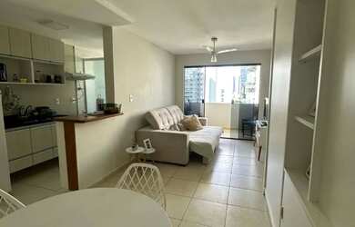 Imagem: O apartamento possui 2 Dormitórios, 2 Banheiros, 2 Vagas na