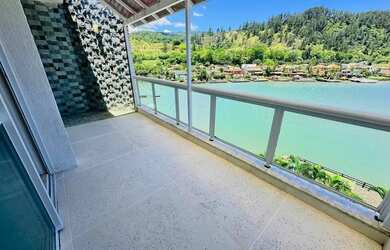 Imagem: O apartamento na cobertura possui 3 Dormitórios, 2 Banheiros