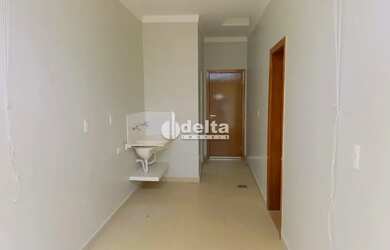 Imagem 3: Casa residencial disponível para venda no bairro Cazeca em Uberlândia-MG