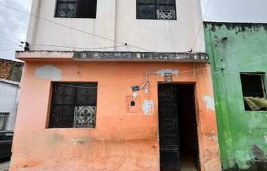 Imagem: A casa possui 2 Dormitórios, 2 Banheiros, 79m² de Área e