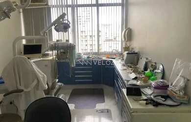 Imagem: O depósito possui 32m² de Área e está localizado em Catete