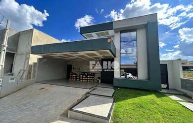 Imagem: A casa em condomínio à venda possui 3 Dormitórios, 3 Banheiros