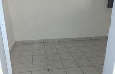 Imagem: A casa possui 2 Dormitórios, 1 Banheiro e 100m² de Área e