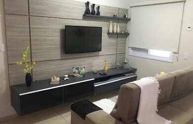 Imagem: O apartamento possui 2 Dormitórios, 2 Banheiros, 2 Vagas na