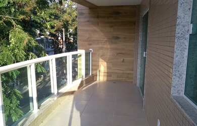 Imagem: O apartamento possui 2 Dormitórios, 2 Banheiros, 1 Vaga na